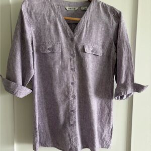 TWO ORVIS WOMANS LINEN SHIRTS IN PERFECT CONDITION SIZE SMALL. BOTH 25.00